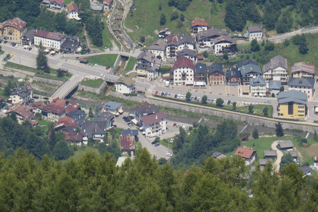 Hotel Zoldana Forno di Zoldo Kültér fotó