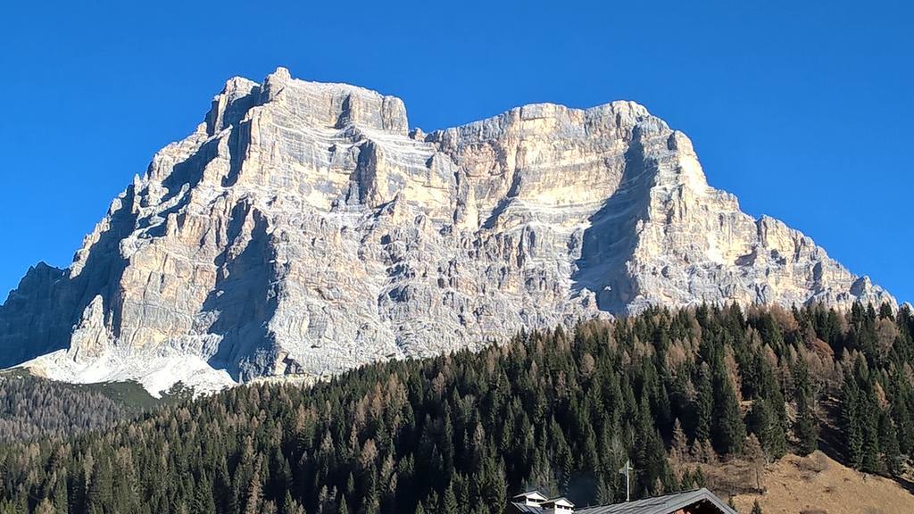 Hotel Zoldana Forno di Zoldo Kültér fotó